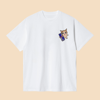 Camiseta Gatinho(a) segurando energetico